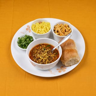 Misal Pav